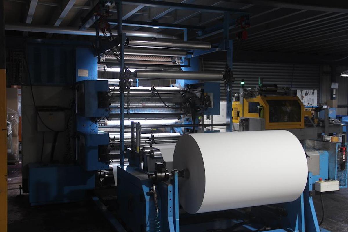 Used 2005 Lemu Semiautomatic Slitter-Rewinder BSA 112/1000