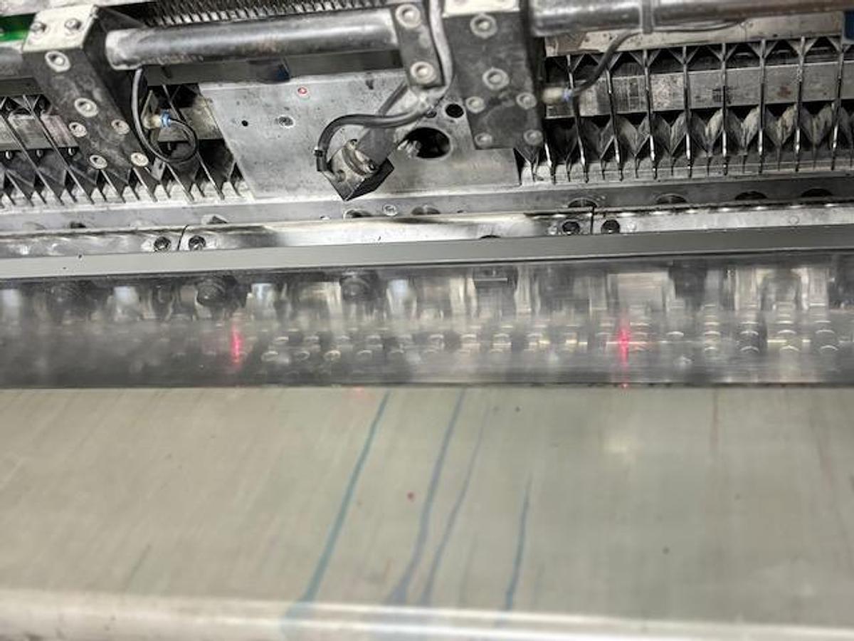 Used 2007 Komori LS-840P + Anilox Coater