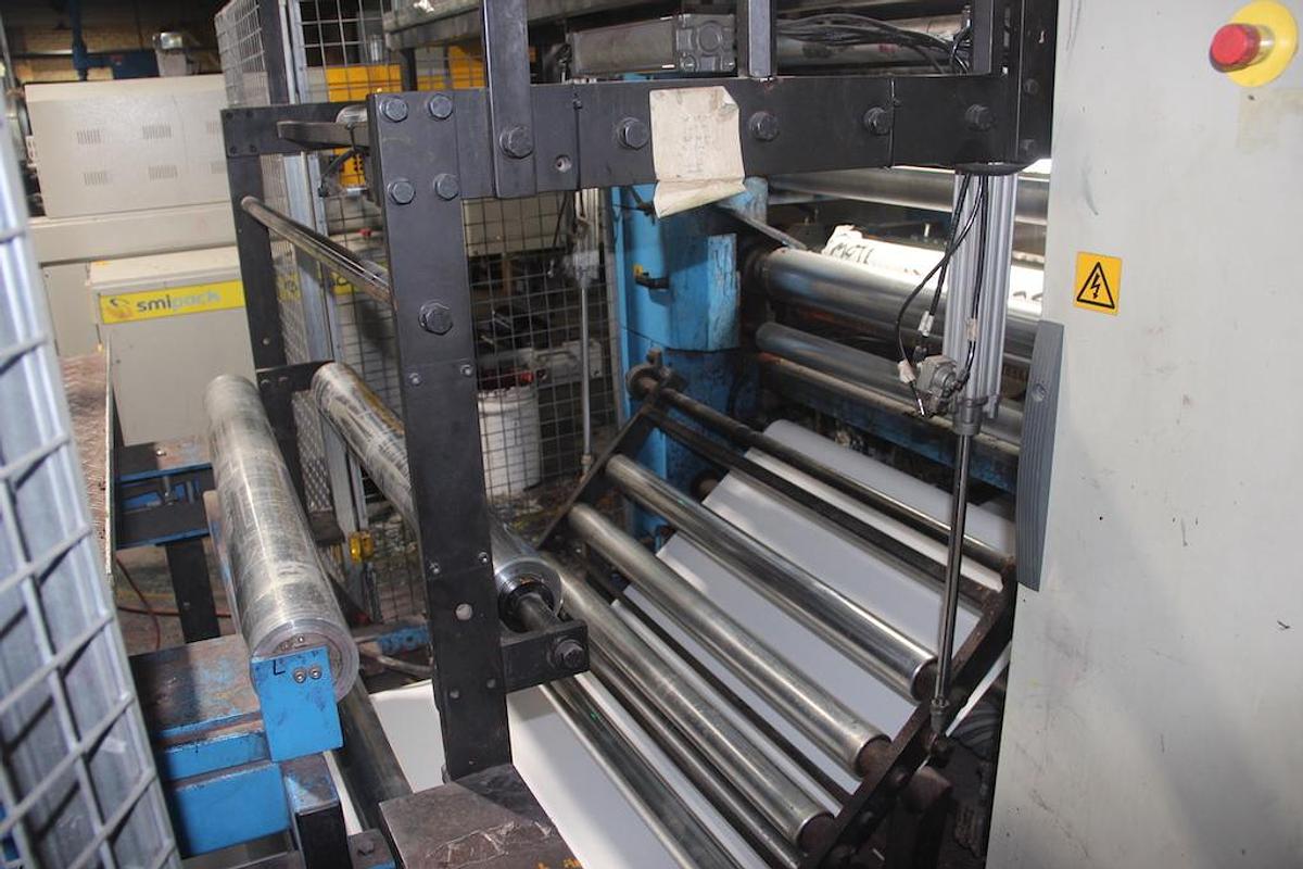 Used 2005 Lemu Semiautomatic Slitter-Rewinder BSA 112/1000