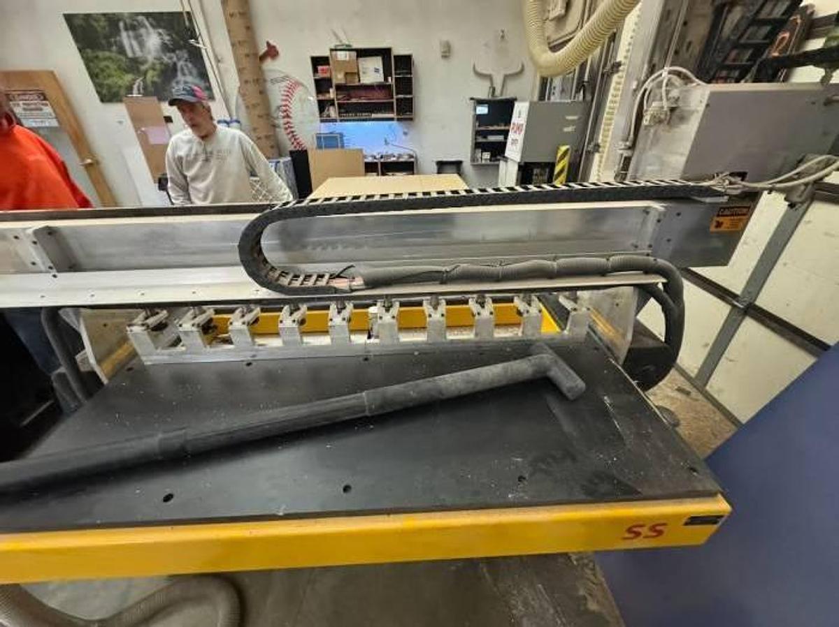 Used Camaster COBRA ELITE CR510 Router