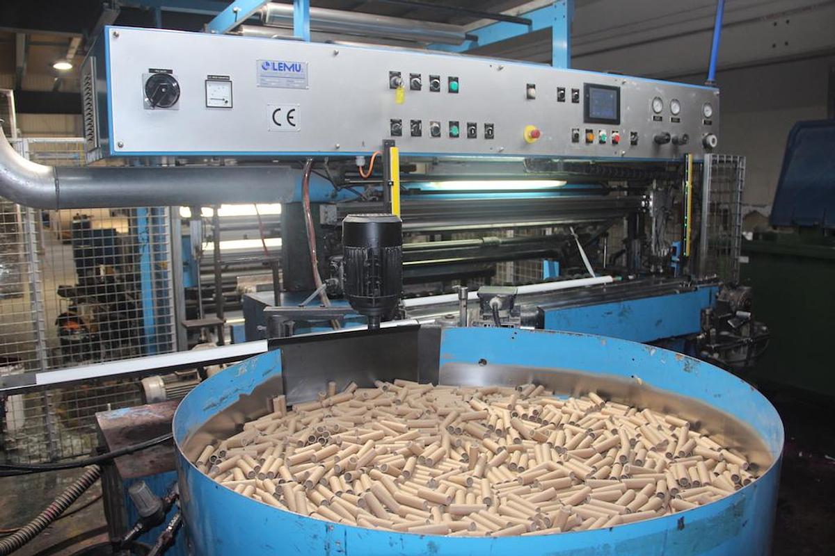 Used 2005 Lemu Semiautomatic Slitter-Rewinder BSA 112/1000