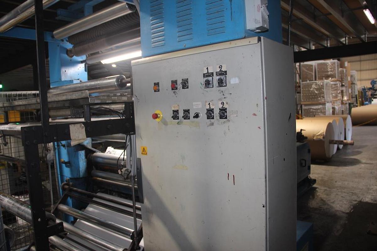 Used 2005 Lemu Semiautomatic Slitter-Rewinder BSA 112/1000