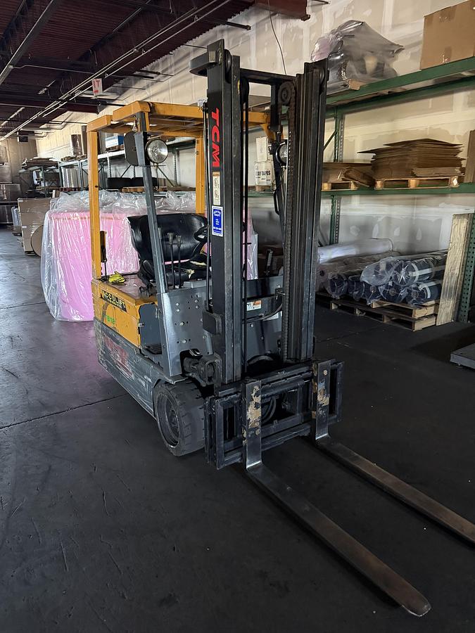Used Acculift Electric Fork Truck