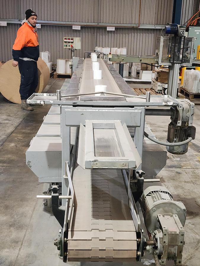 Used 2007 Jennerjahn Fully Automatic Dual Paper Slitting Machine Model DJJF 39