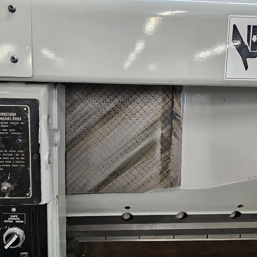Used Harris Seybold 100" cutter
