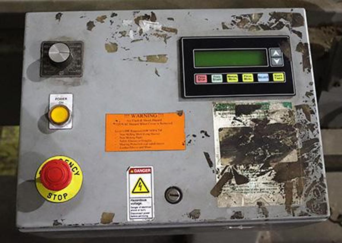 Used 120" APPLETON Automatic Core Cutter, Model A301