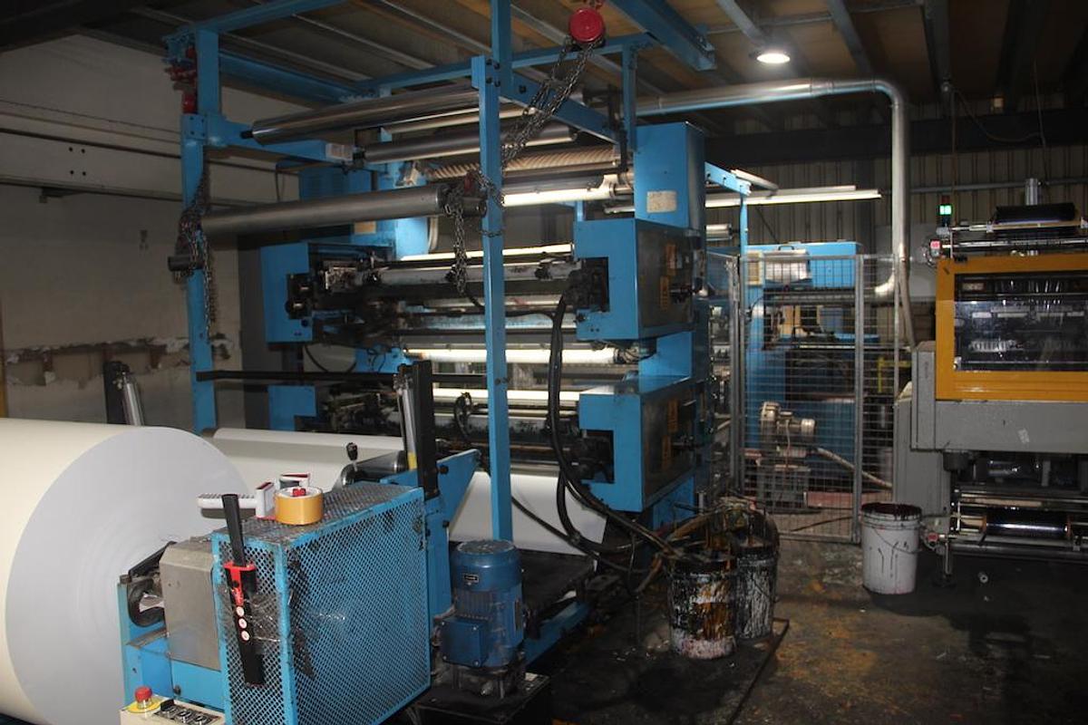 Used 2005 Lemu Semiautomatic Slitter-Rewinder BSA 112/1000