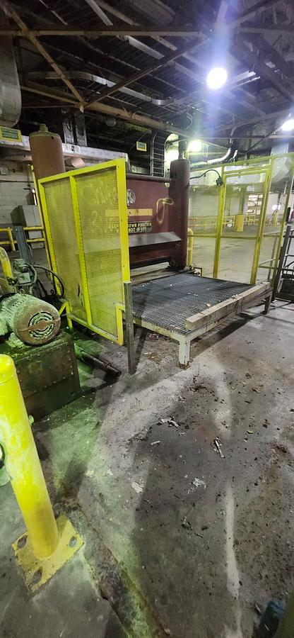 Used Black Clausen Roll Splitter 48" x 72"