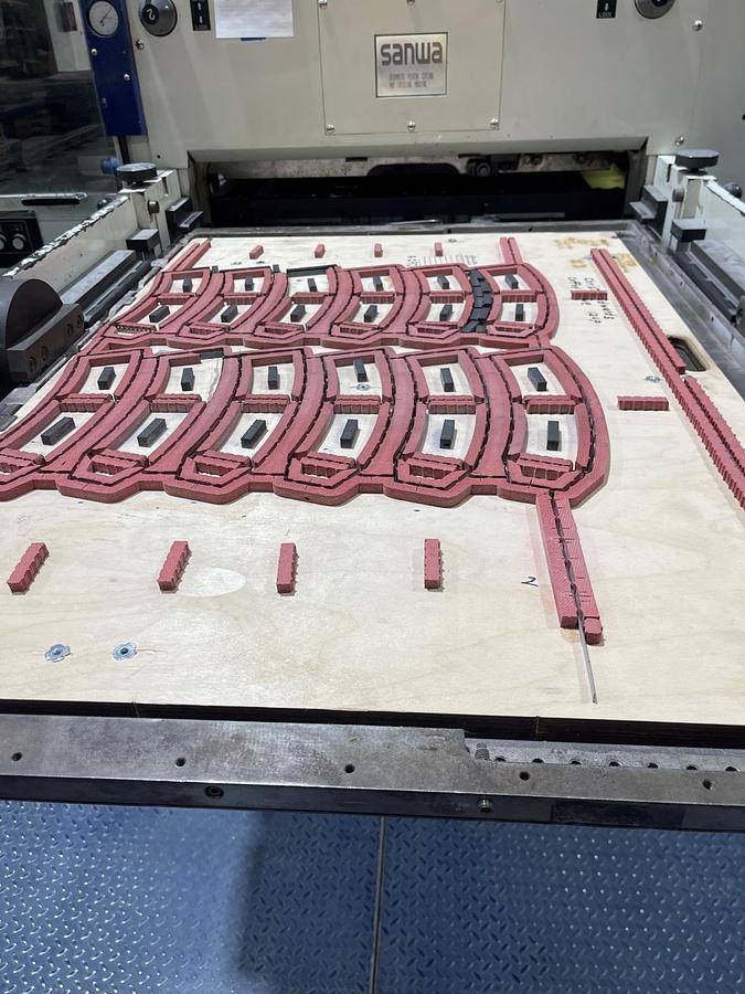 Used 2000 Sanwa TRP-1060-SE Die Cutter