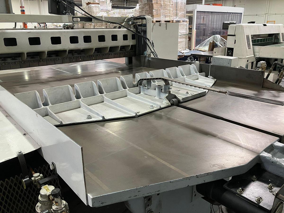 Used 85" Seybold Guillotine