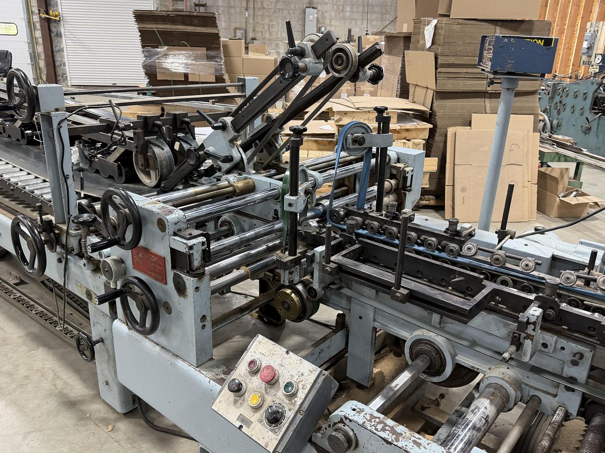 Used 1992 Vega 1070 Folder GLuer