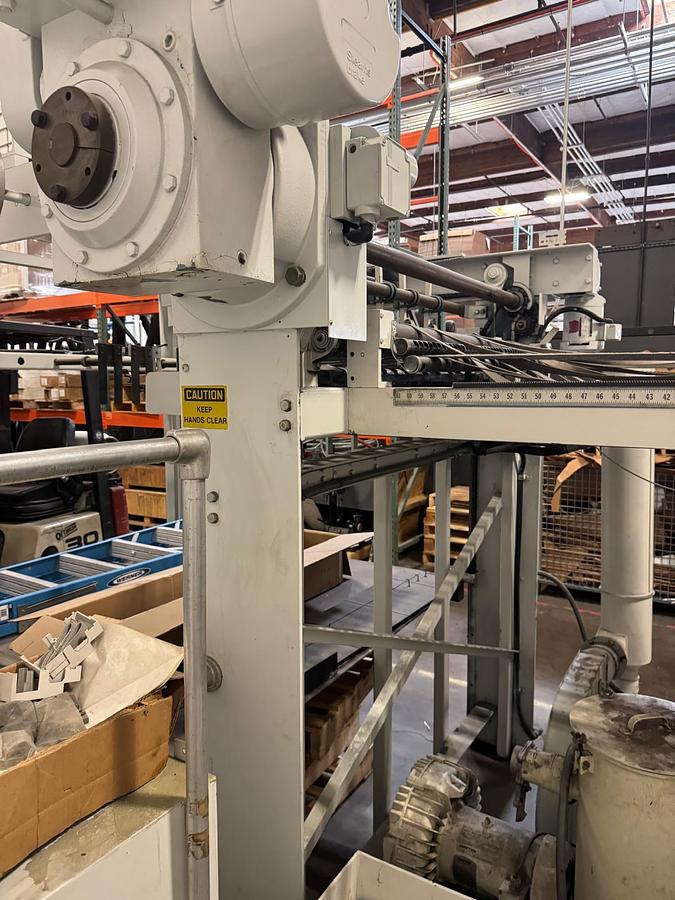 Used 1990  49" Maxson MSS Fixed Bed Sheeter