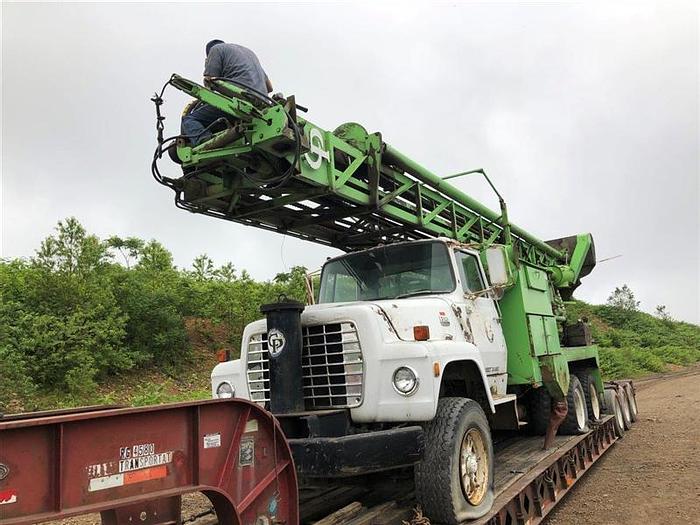 Used 1981 Chicago Pneumatic T650 Drill Rig
