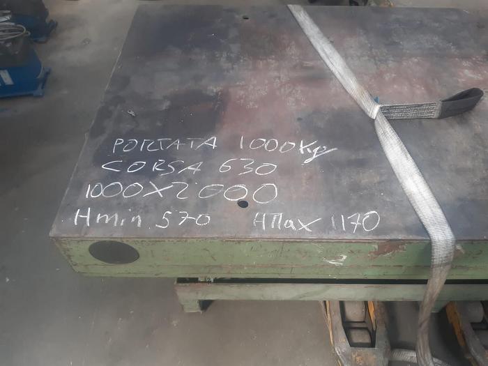 Usato PIATTAFORMA ELEVATRICE PORTATA 1000 KG