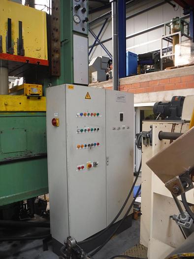 Gebraucht HYDRAULISCHE PERS LVD 200T