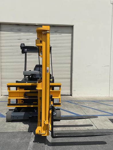 Used Jungheinrich  EFX 413 Electric Forklift Front Seat/tri-Lateral Stacker w/ Charger