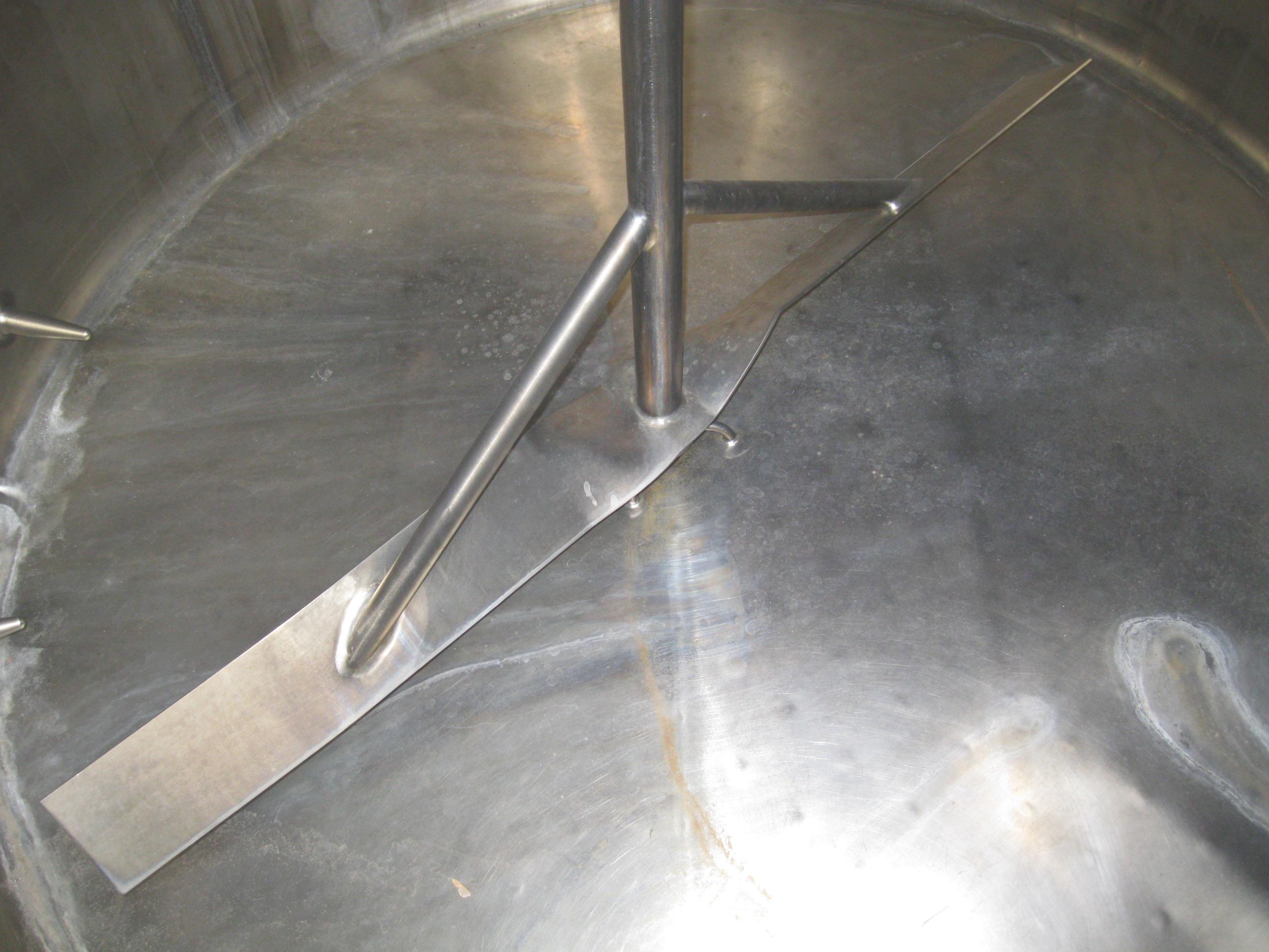 Used 800 GALLON PROCESSOR TANK