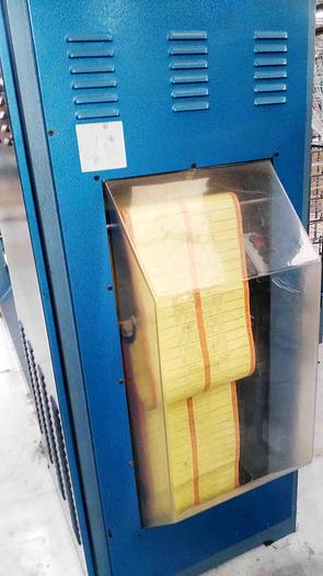 Usato No. 3 Macchina per maglia a jacquard Comez MJB 1600