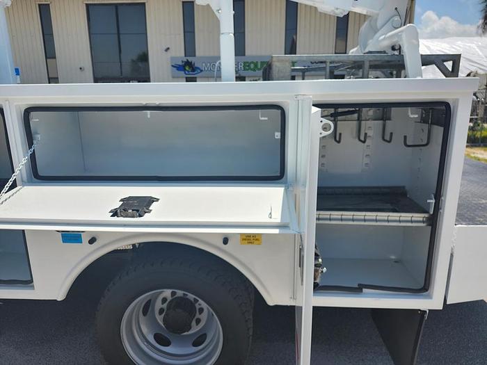 Used Altec AT235P Cable Placer on 2014 Ford F550 4x2 Reg Cab Utility Truck - 81122