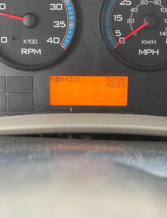 Used Altec DC47-TR Digger Derrick on 2014 International 4300 Reg Cab Utility Truck - R80826