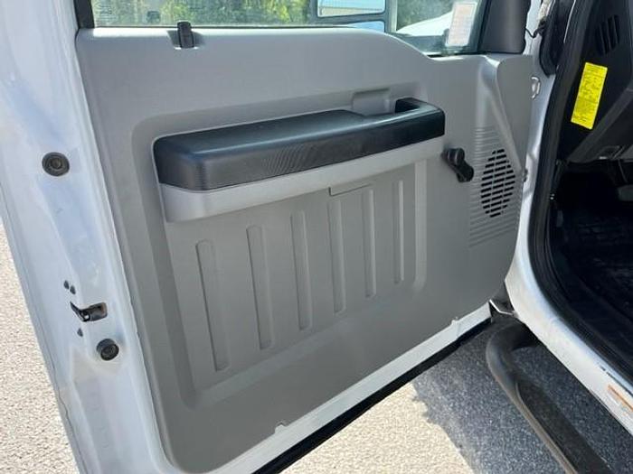 Used Altec AT37G Bucket Bom on 2014 Ford F550 4X4 Utility Truck - C17995