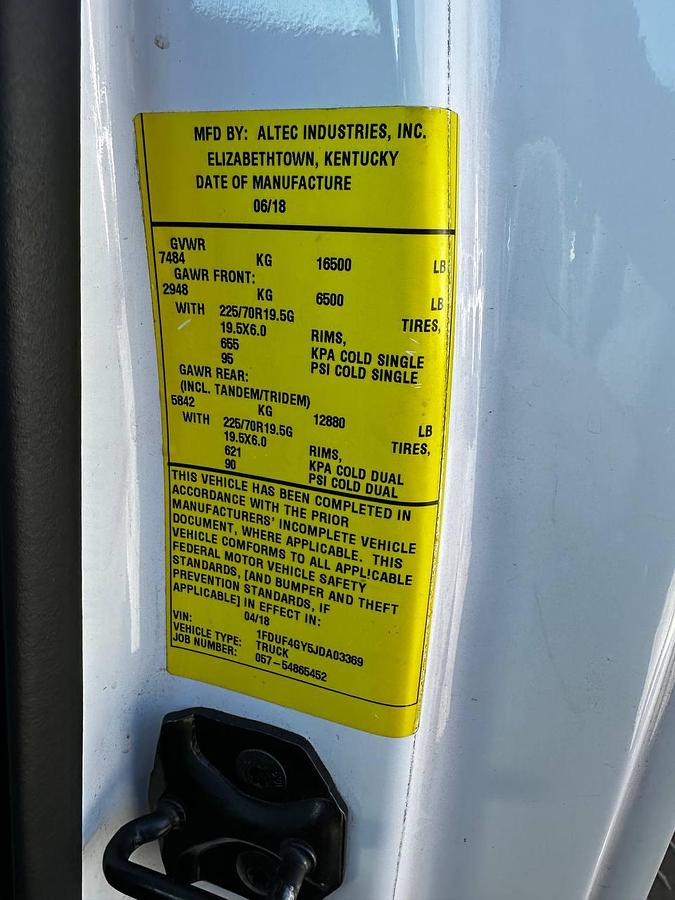 Used Altec AT200A Bucket Boom on 2018 Ford F450 Reg Cab Utility Truck - R03369