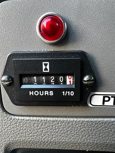 Used Elliott M43R Sign Crane on 2021 Ford F550 4x2 Reg Cab Flatbed Truck - M12904