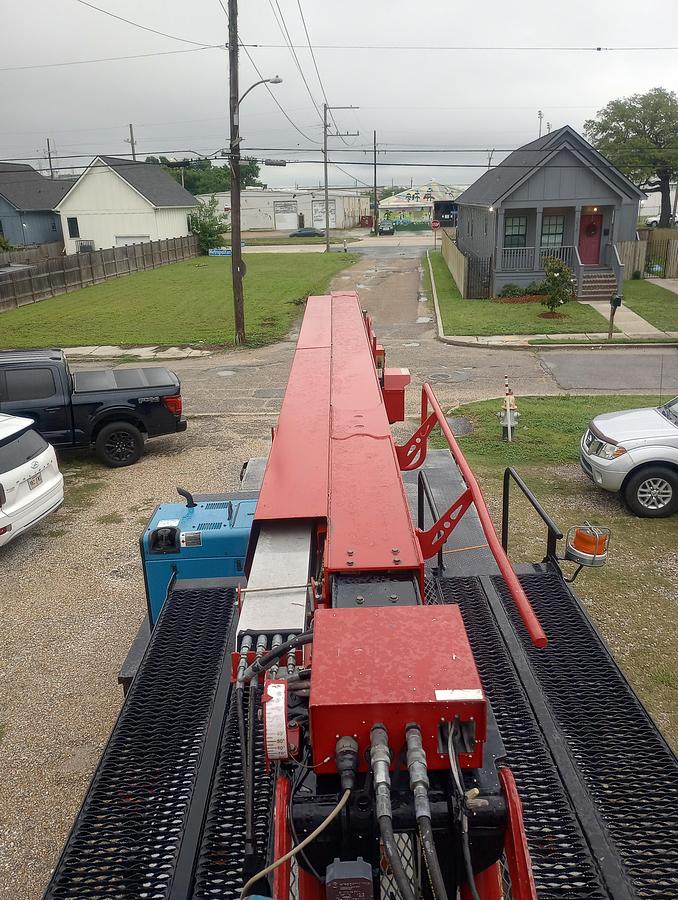 Used Altec LS63 Sign Crane on 2017 Ford F750 Reg Cab Flatbed Truck -