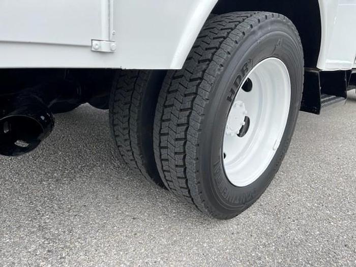 Used Altec AT40M 45ft Bucket Boom on 2012 Ford F550 4x4 Reg Cab Utility Truck - C11105