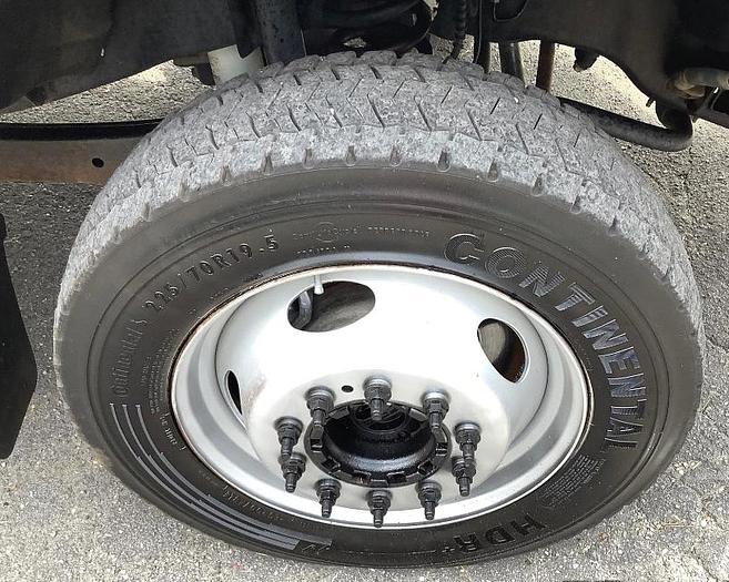 Used Altec AT41M 2018 Ford F550 Reg Cab Utility Truck - 99942