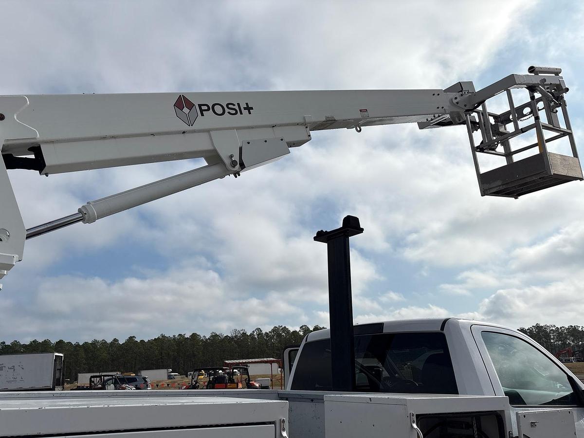 Used Posi-Plus 700-40 34 ft on 2022 Ram 5500 4x2 Cable Placer Bucket Truck - 38321