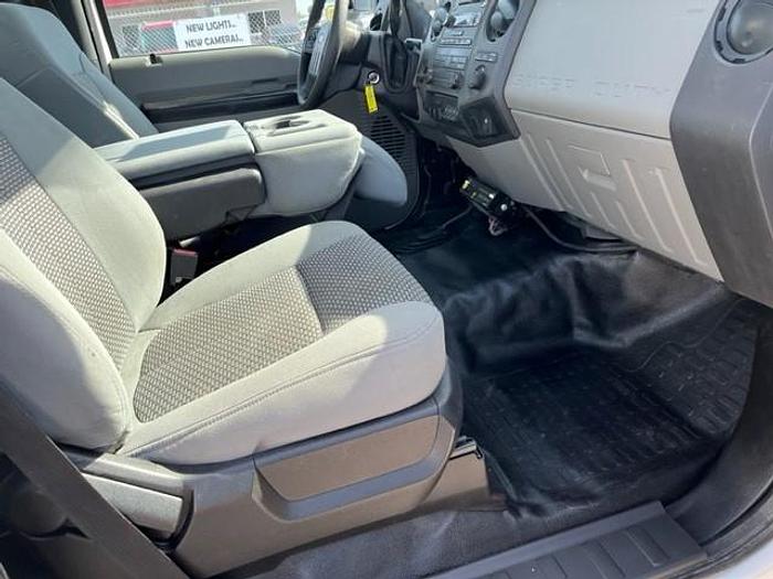 Used Altec AT37G Bucket Bom on 2014 Ford F550 4X4 Utility Truck - C17995