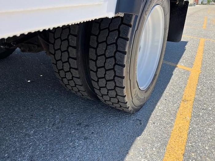 Used Altec AT40M 45ft Bucket Boom on 2016 Ford F550 4X4 Reg Cab Utility Truck - C41868