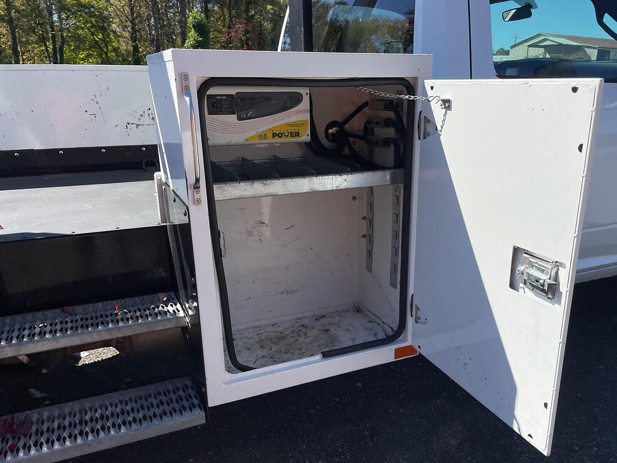 Used Posi-Plus 700-40 34 ft on 2022 Ram 5500 4x2 Cable Placer Bucket Truck - 38321