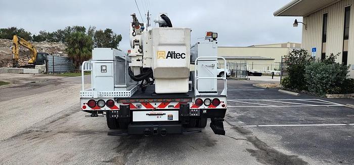 Used Altec AT41M Bucket Boom on 2018 Ford F550 Reg Cab Utility Truck - 99941