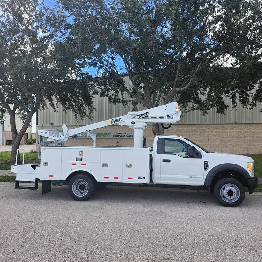 Used Altec AT235P Cable Placer on 2017 Ford F550 Utility Truck - 91911