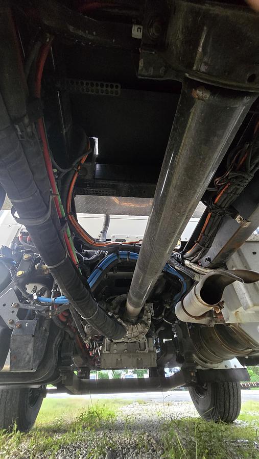 Used Altec T40P Cable Placer on 2023 Freightliner M2-106 - MG4199