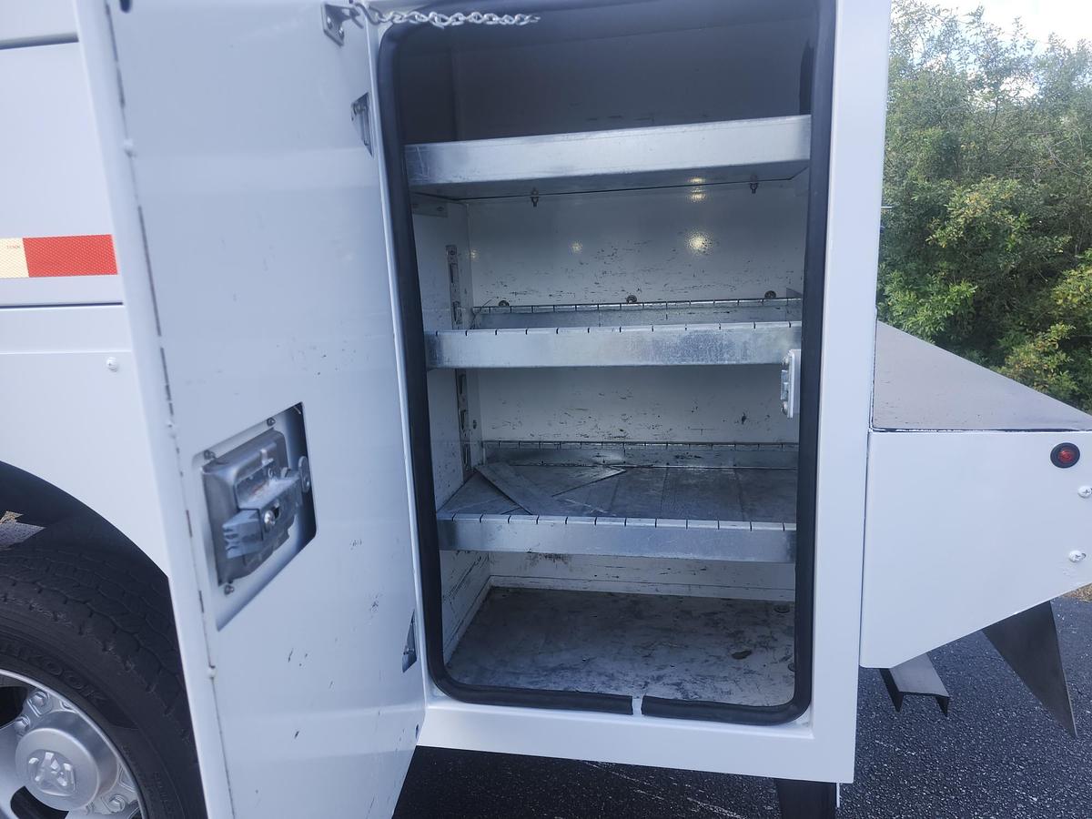 Used Posi-Plus 700-40 34 ft on 2022 Ram 5500 4x2 Cable Placer Bucket Truck - 38321