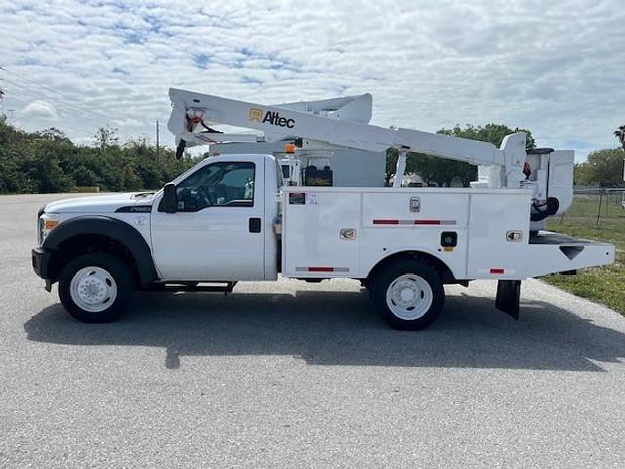 Used Altec AT40G 45ft Bucket Boom on 2016 Ford F550 Reg Cab Utility Truck - C57068