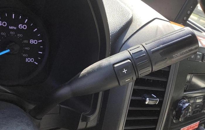 Used Altec AT41M Bucket Boom on 2018 Ford F550 Reg Cab Utility Truck - 99941