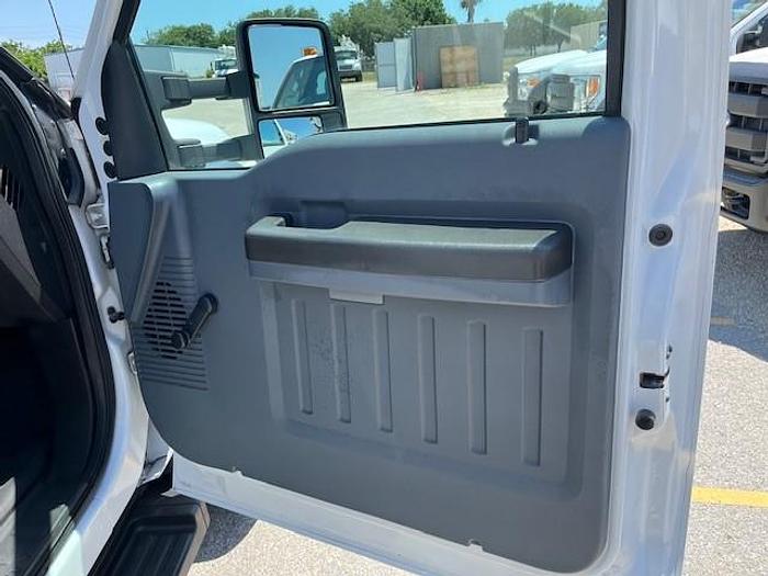 Used Altec AT37G 42ft Bucket Boom on 2016 Ford F550 Reg Cab Utility Truck - C57050