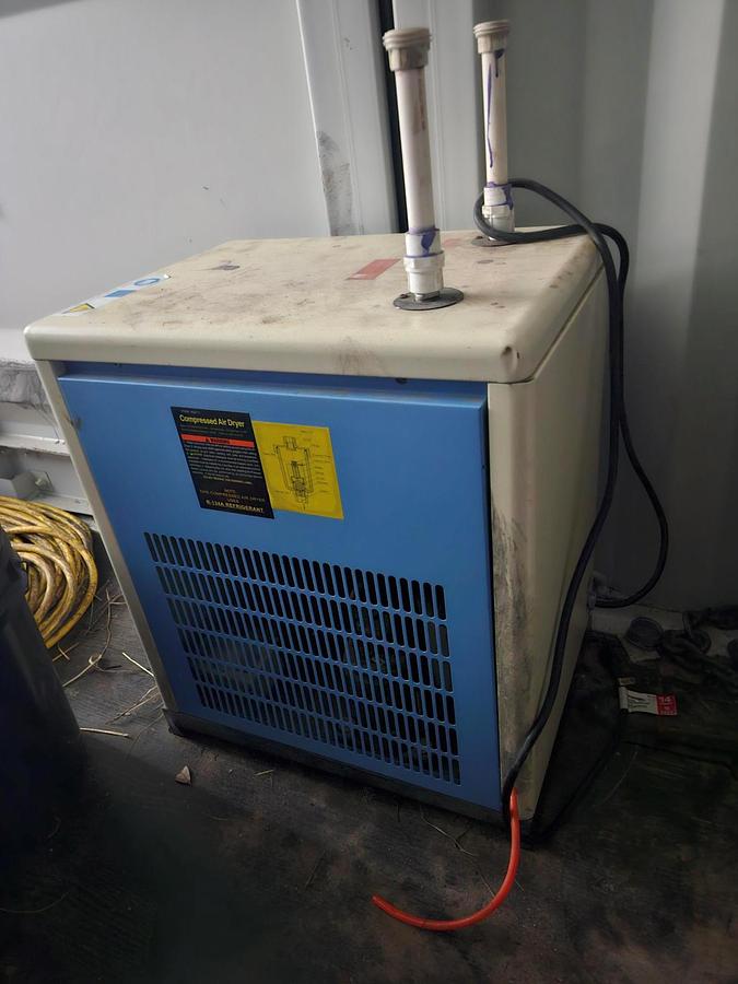 Used Air Dryer Model 40211 1/4 HP 21.6 CFM - 521265