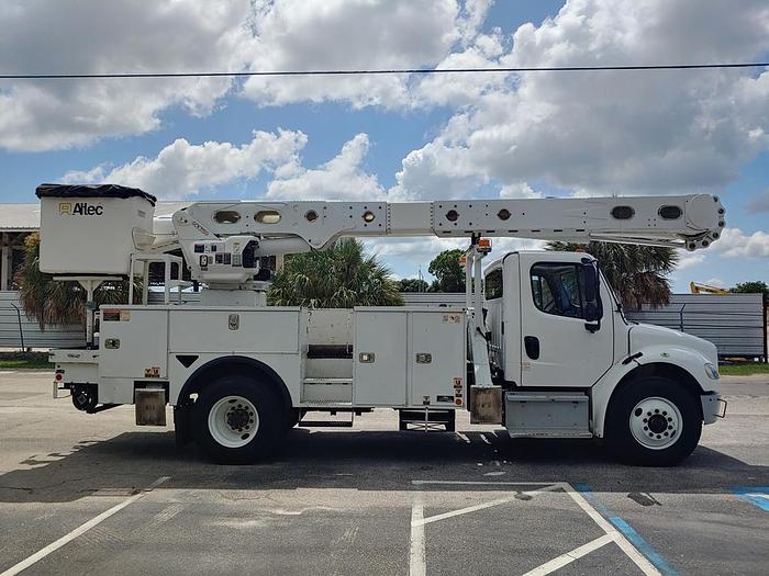 Used Altec AM55-MH, Over-Center Material Handling Bucket Truck rear mounted on 2017 Freightliner M2 106 - PF3147