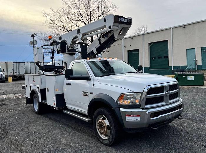 Used Versalift VST-50TN 2019 Ram W5500 Sign Truck - R43889