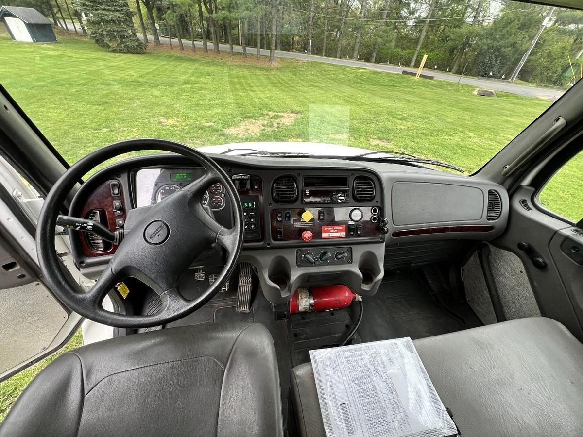 Used Terex HI-Ranger TC-55 Bucket Boom on 2018 Freightliner M2-106 Reg Cab Utility Truck - RX2612