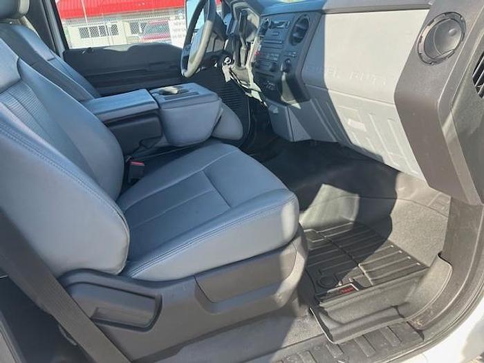 Used Altec AT200A Bucket Boom on 2014 Ford F450 Reg Cab Utility Truck - C70586