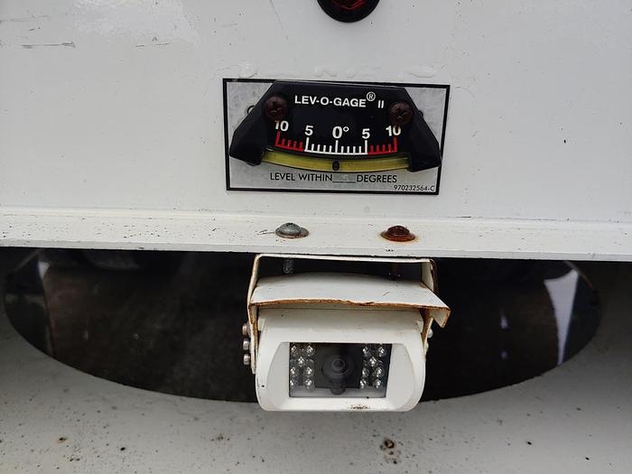 Used Altec AT40M, 45 ft, Articulating & Telescopic Material Handling Bucket Boom on 2016 Ford F550 Reg Cab Utility Truck - 41852