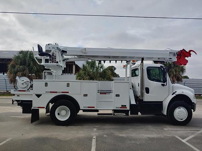 Used Altec DM47BTR Digger Derrick on 2015 Freightliner M2 106 4x4 Reg Cab Utility Truck - Y6699