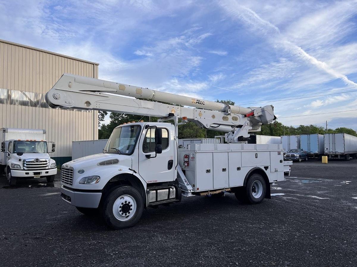 Used Altec AA55-MH 60ft Bucket Boom on 2015 Freightliner M2-106 Reg Cab Utility Truck - RA2157