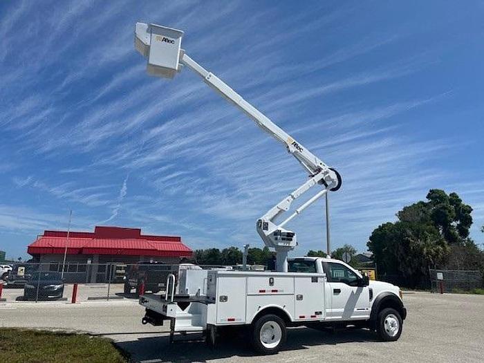 Used Altec AT40G 45ft Bucket Boom on 2017 Ford F550 Reg Cab Utility Truck - C05116